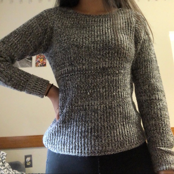 Grey sweater - Picture 2 of 2